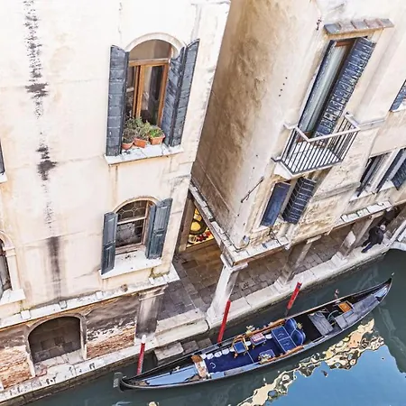Ca' Emma San Marco - Canal View * Venedik